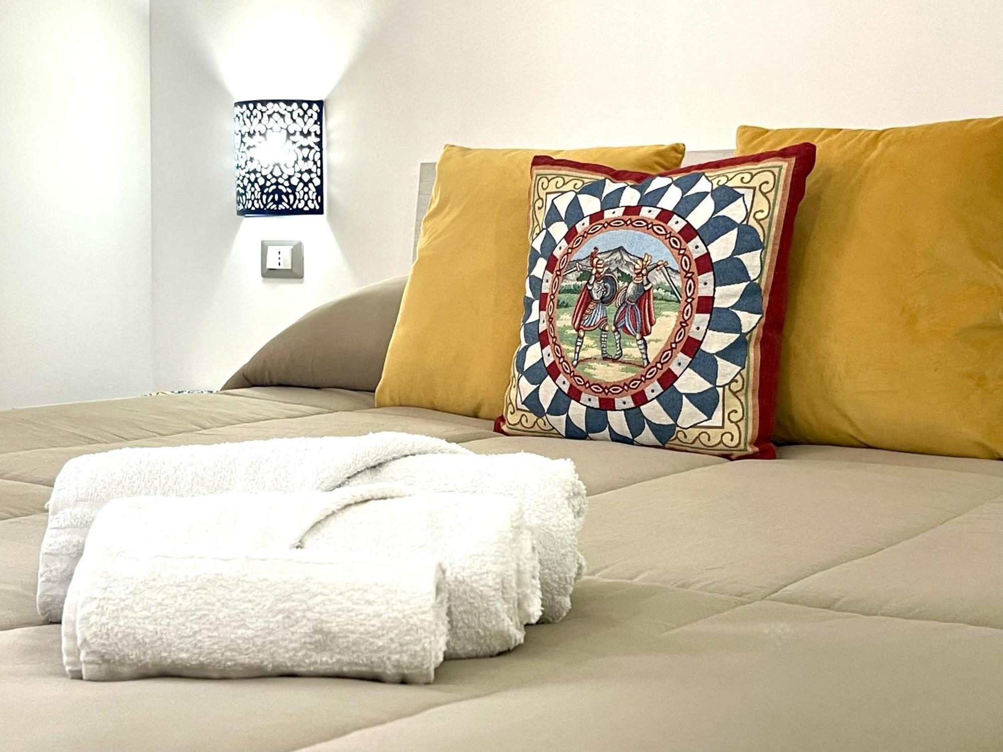 I Mori - Holiday Rooms Lascari Ngoại thất bức ảnh